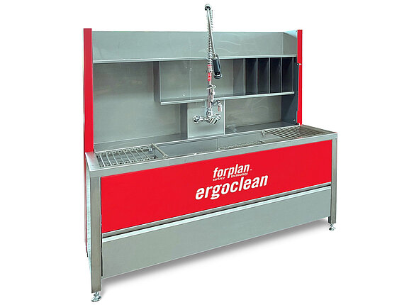 Handling & washing tables