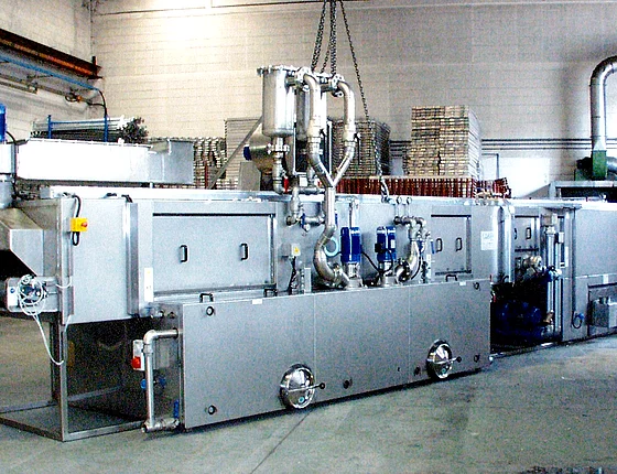 Installations de nettoyage à bande